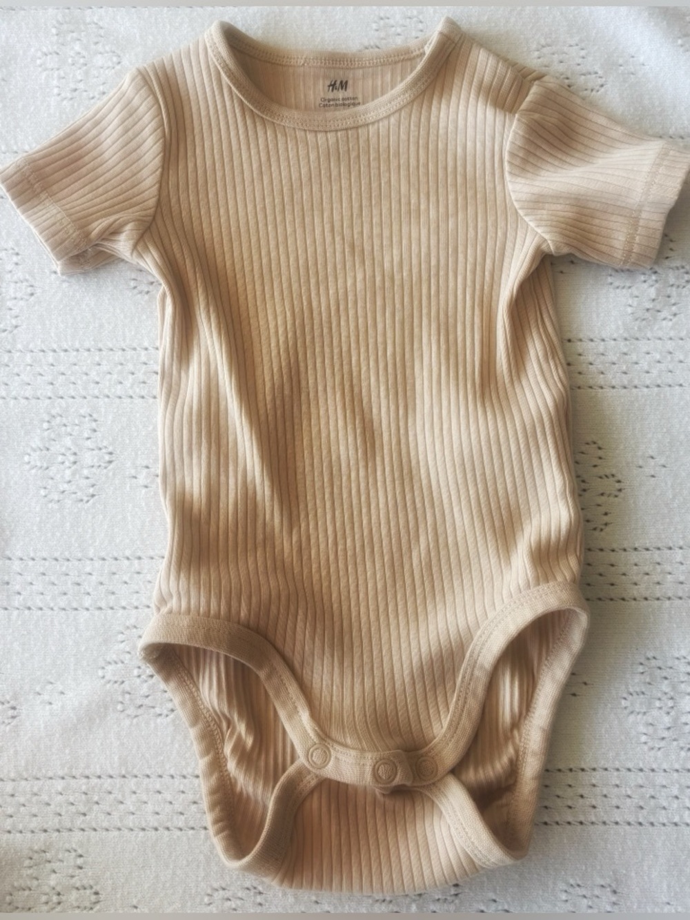 Neutral Organic Baby Bundle 3–6M | H&M, Little Planet, Winnie the Pooh + Mushie - Picture 6 of 9